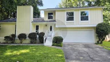 Main picture of 180 Moonshadow Ct