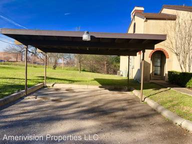 Main picture of 6100 Woodlake Pkwy