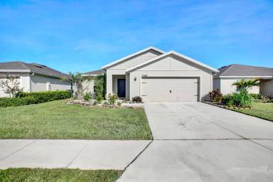 Main picture of 77305 Mosswood Dr