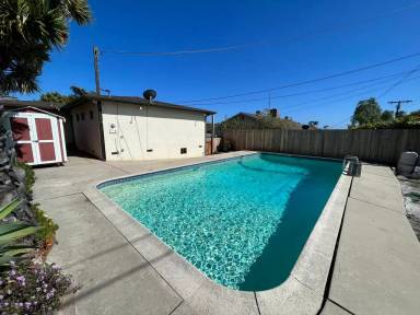 Main picture of 2501 Graysby Ave