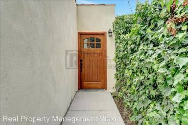 Main picture of 5126 Dahlia Dr