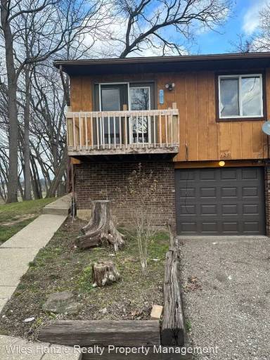 Main picture of 125 Frederick St