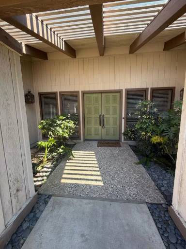 Main picture of 540 E Estate Dr