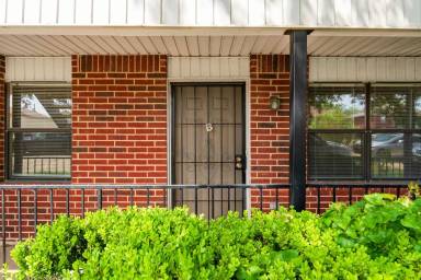Main picture of 1103 Circle M Dr