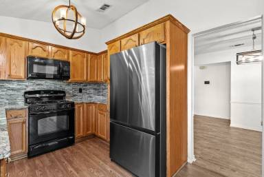 Main picture of 4802 Canyon Cir
