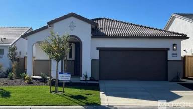 Main picture of 4641 Peace Lily Ln