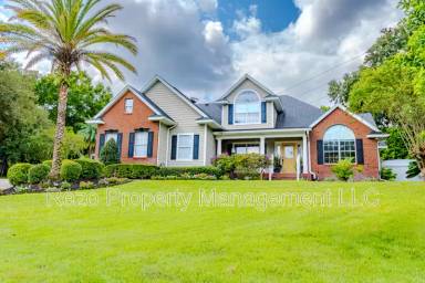 Main picture of 33721 Spring Dr