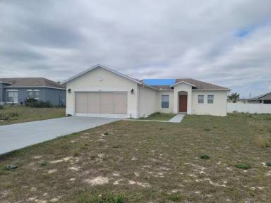 Main picture of 820 Colville Dr