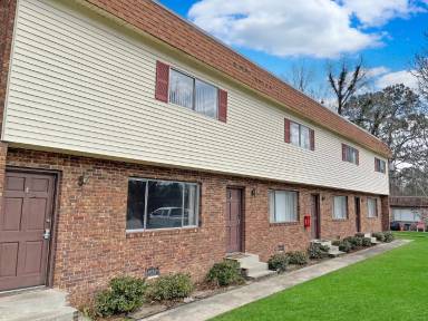 Main picture of Pinopolis Apartments