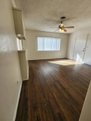 Main picture of 3702 Jill Ln