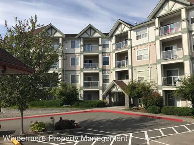 Main picture of Centre Pointe Condominiums