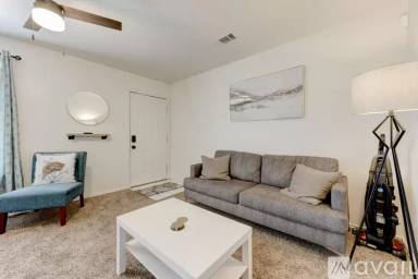 Main picture of 1707 Cedarhill Dr