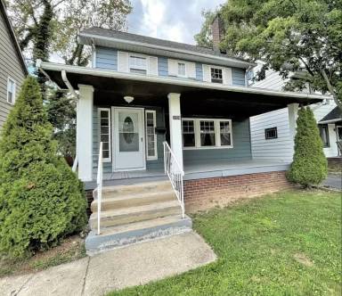 Main picture of 2104 Rossmoor Rd
