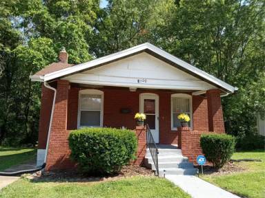 Main picture of 4300 Ravenwood Ave