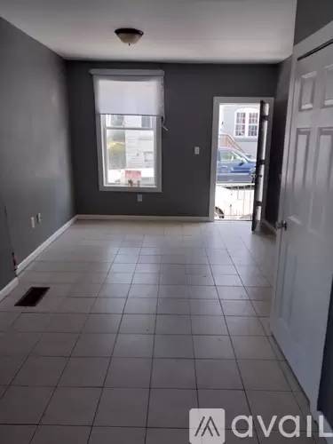 Main picture of 650 Birch St