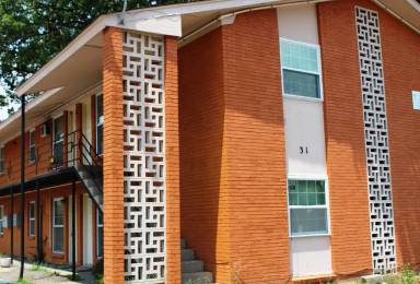 Main picture of 31 N Evergreen St
