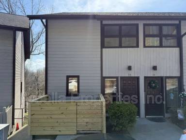 Main picture of 420 W Jackson Blvd