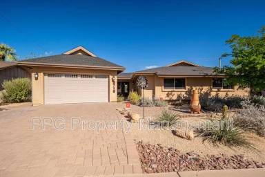 Main picture of 8718 E Thornwood Dr