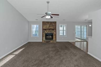 Main picture of 5885 Homestead Cir