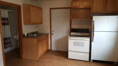 Main picture of 1539 E Mason St