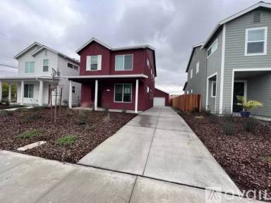 Main picture of 5526 Malibu Palm Ct