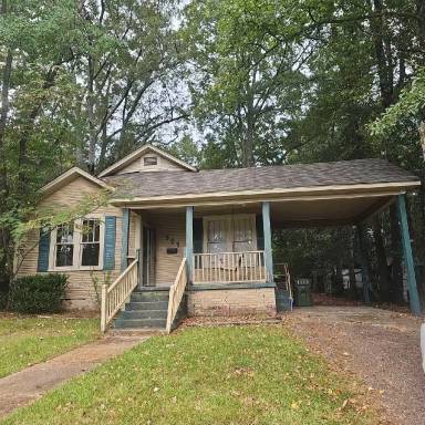 Main picture of 307 E Colorado Ave
