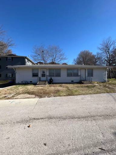 Main picture of 810 S Thomas Ave