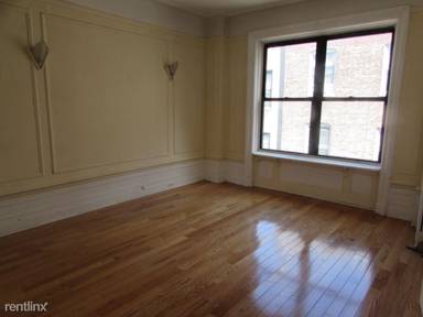 Main picture of 309 W 99th St