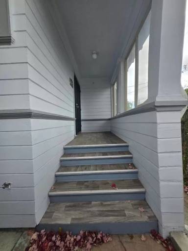 Main picture of 1302 E 19th St