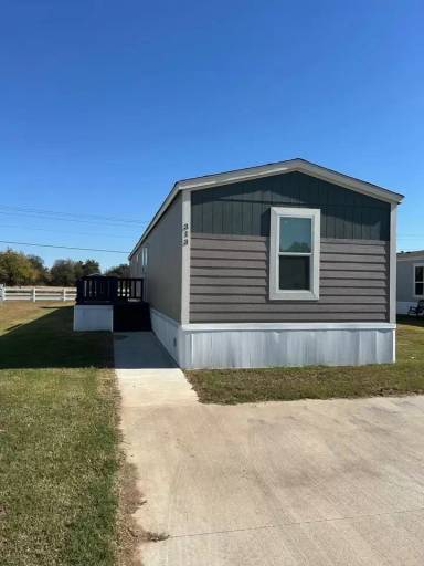 Main picture of 313 Owens St