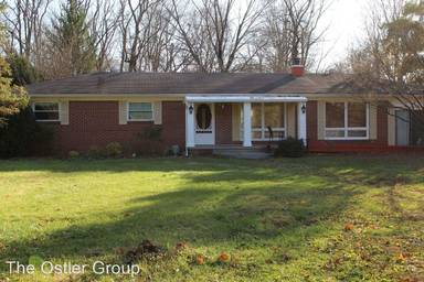 Main picture of 3515 E 79th St
