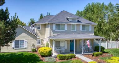 Main picture of 5265 N Beethoven Ave