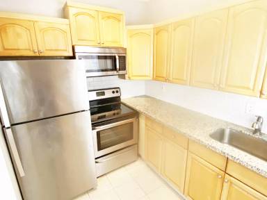 Main picture of 1641 Tyler St