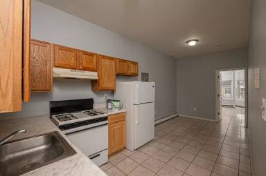 Main picture of 633 61st St