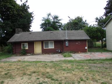 Main picture of 1020 River Road - 3