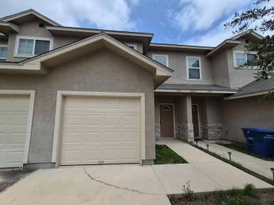 Main picture of 6619 Arancione Ave