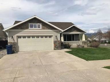 Main picture of 2703 Daisy Dr