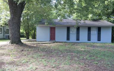 Main picture of 3810 Crane Dr NE