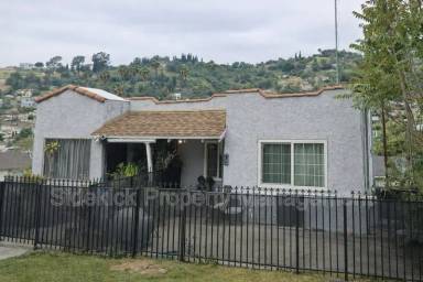 Main picture of 4321 Beagle St