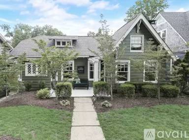 Main picture of 3802 Central Ave