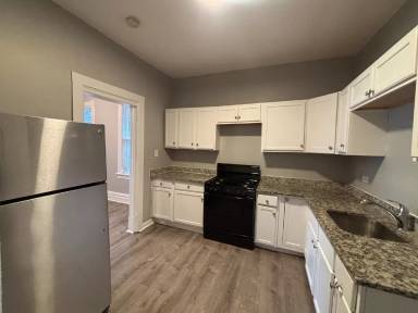 Main picture of 7632 S Drexel Ave