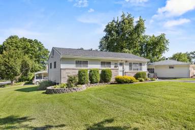 Main picture of 855 Teson Rd