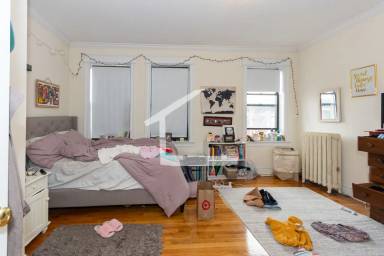 Main picture of 23-29 Glenville Ave