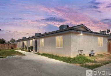 Main picture of 1504 Murdock St