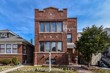 Main picture of 5923 N Fairfield Ave