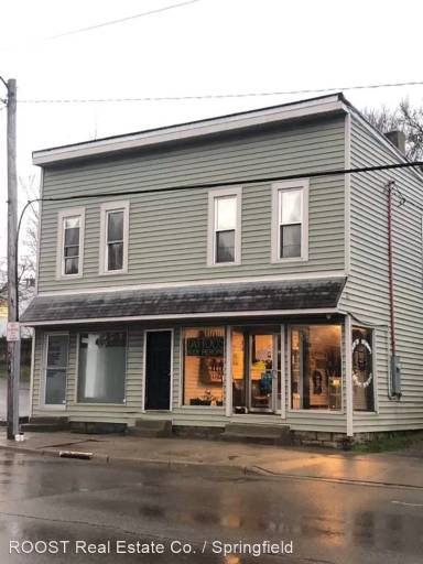 Main picture of 841 E Main St