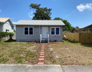 Main picture of 5011 40th St N
