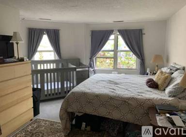 Main picture of 175 Beacon St
