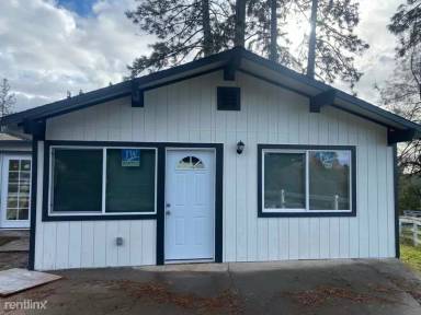 Main picture of 2890 Winter Ct