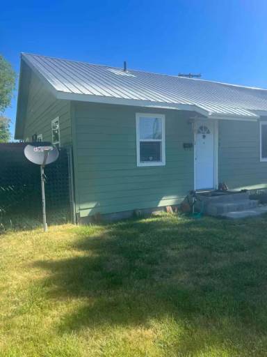 Main picture of 1228 S 1st St